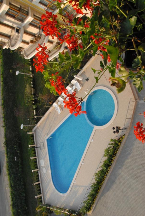 Hotel Seasons 3 Sluneční pobřeží Exteriér fotografie