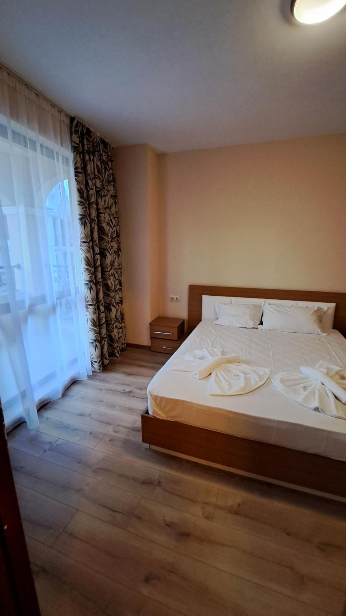 Hotel Seasons 3 Sluneční pobřeží Exteriér fotografie