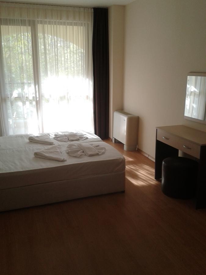 Hotel Seasons 3 Sluneční pobřeží Exteriér fotografie