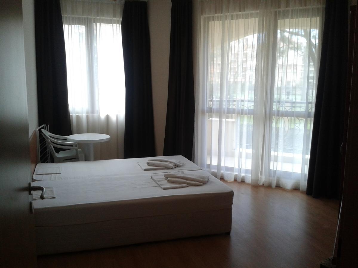 Hotel Seasons 3 Sluneční pobřeží Exteriér fotografie