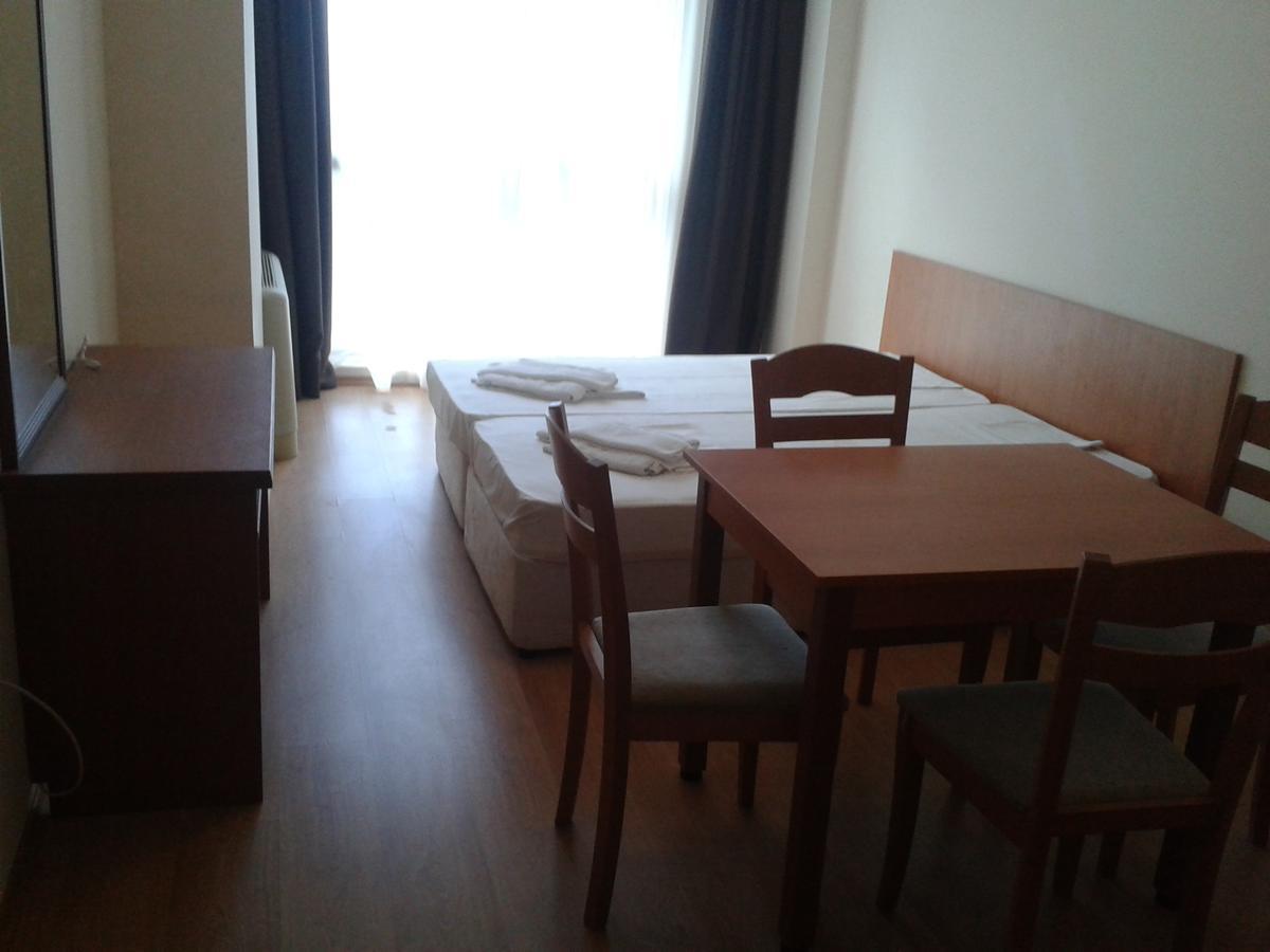 Hotel Seasons 3 Sluneční pobřeží Exteriér fotografie