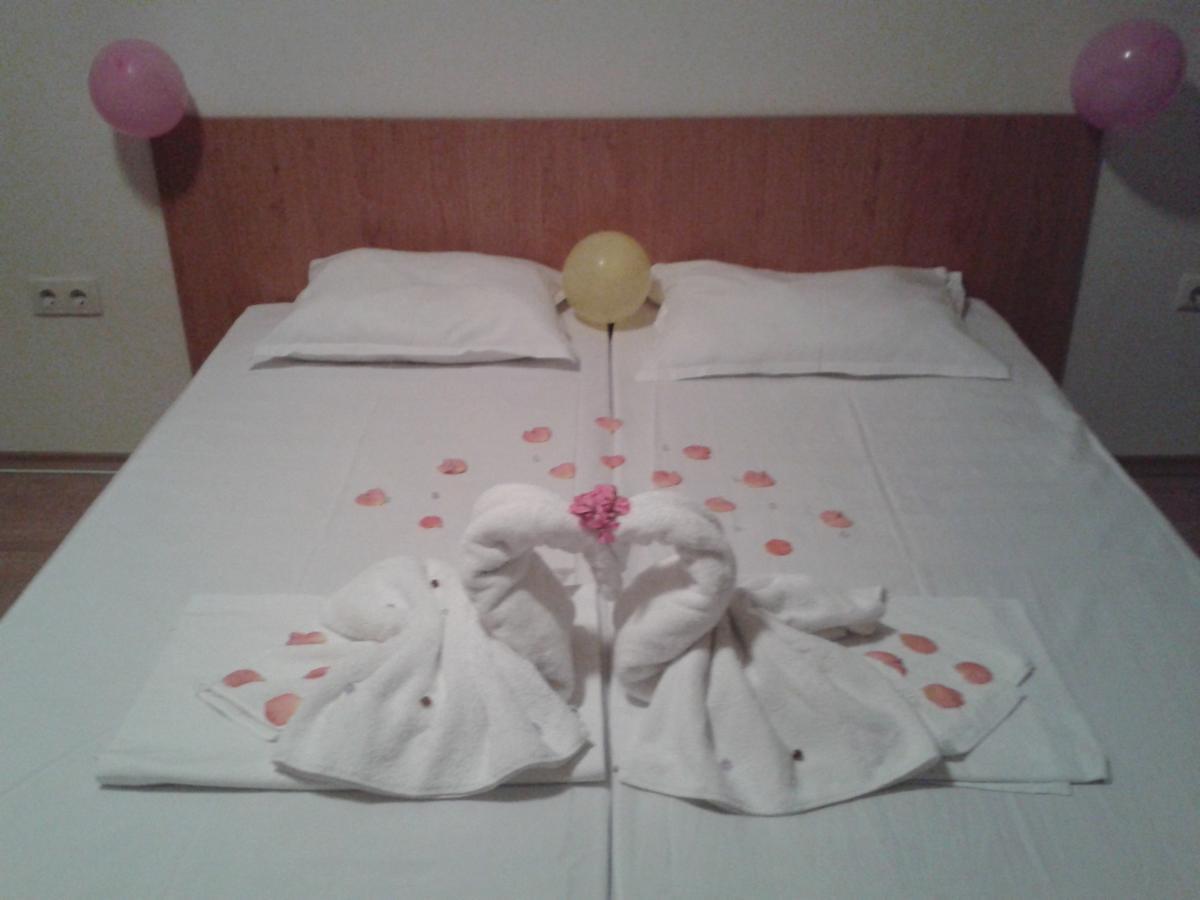 Hotel Seasons 3 Sluneční pobřeží Exteriér fotografie